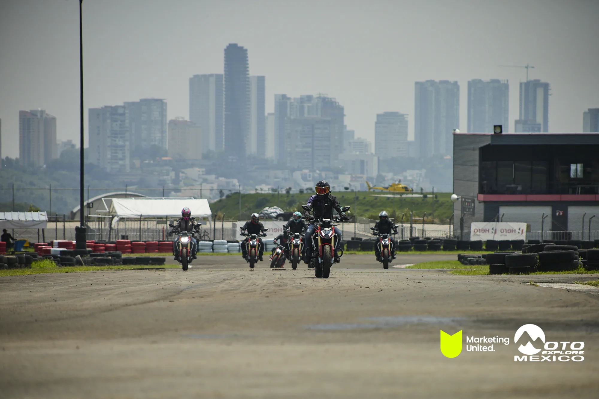 HUNK TRACKDAY 88